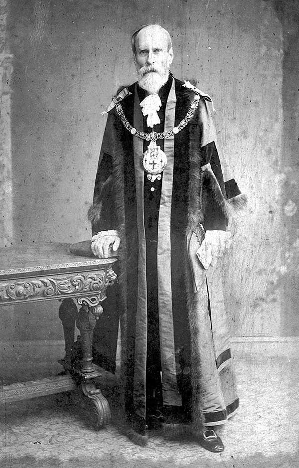 Sir Stuart Knill 1824–98, first Catholic Lord Mayor of London, 1892-93. A Benefactor of this Church